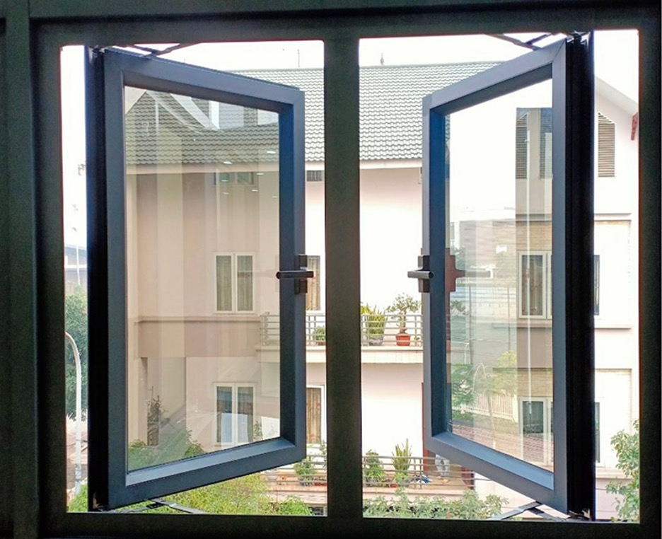 Mẫu cửa sổ 2 cánh mở quay nhôm xingfa có khả năng cách âm và cách nhiệt cực kỳ tốt